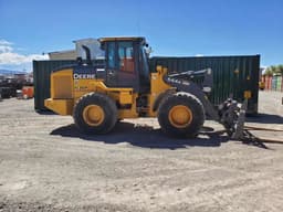 30,000lb. Wheel Loader John Deere 544 30,000lb. Wheel Loader John Deere 544