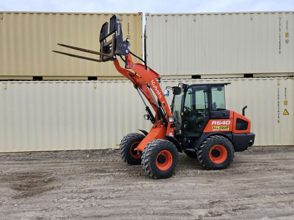 Kubota R640 Wheel Loader