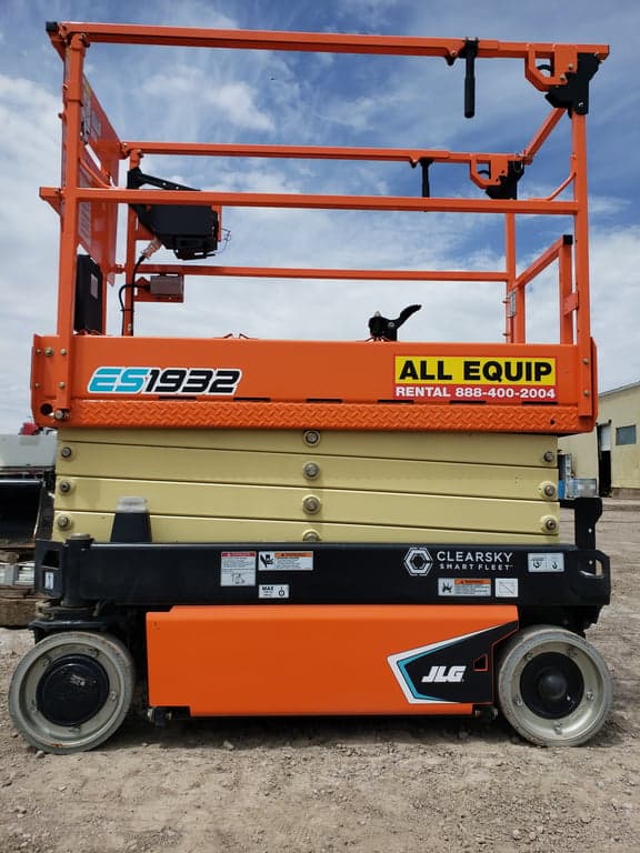 19' Electric Scissor Lift ES1932 19' Electric Scissor Lift ES1932