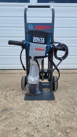 Bosch Brute Electric Jackhammer Bosch Brute Electric Jackhammer